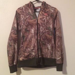 Under Armour Sweatshirt